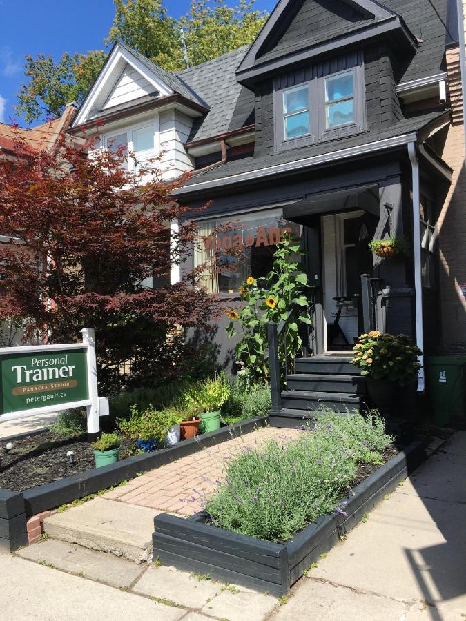 Love-Nest With Private Hot Tub Toronto Esterno foto