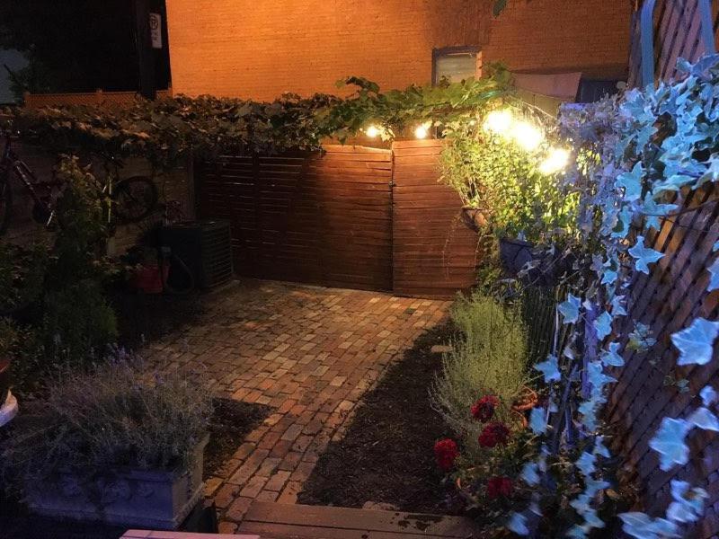 Love-Nest With Private Hot Tub Toronto Esterno foto
